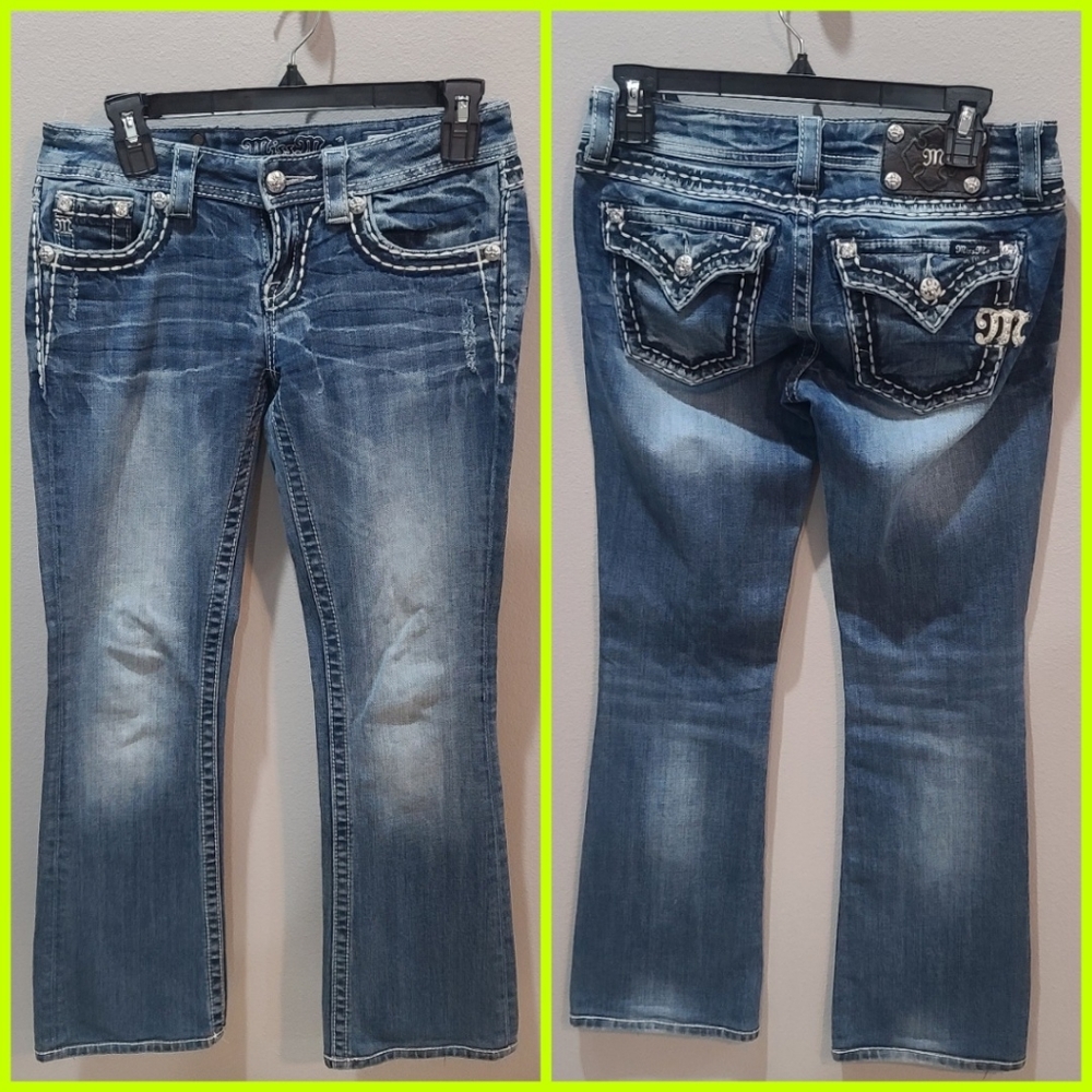 SOLD!! Miss Me Women Jeans